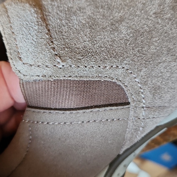 Skechers Suede Slip-On Shoe Tan - Picture 14 of 16